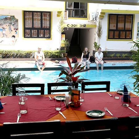Alor Holiday Resort Calangute Ngoại thất bức ảnh