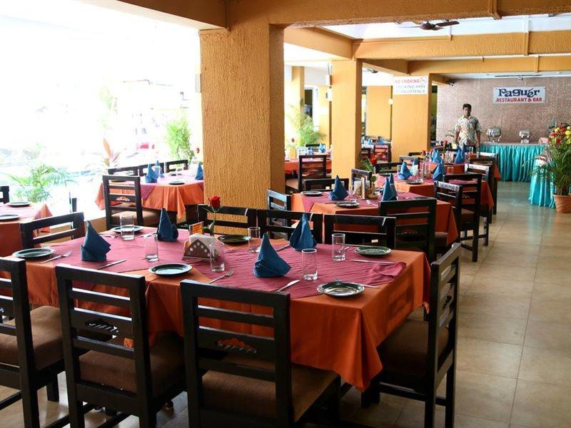 Alor Holiday Resort Calangute Ngoại thất bức ảnh