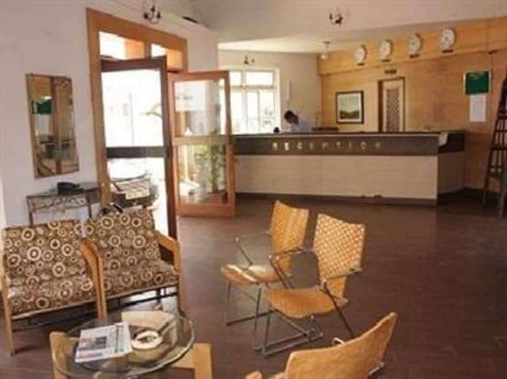 Alor Holiday Resort Calangute Ngoại thất bức ảnh