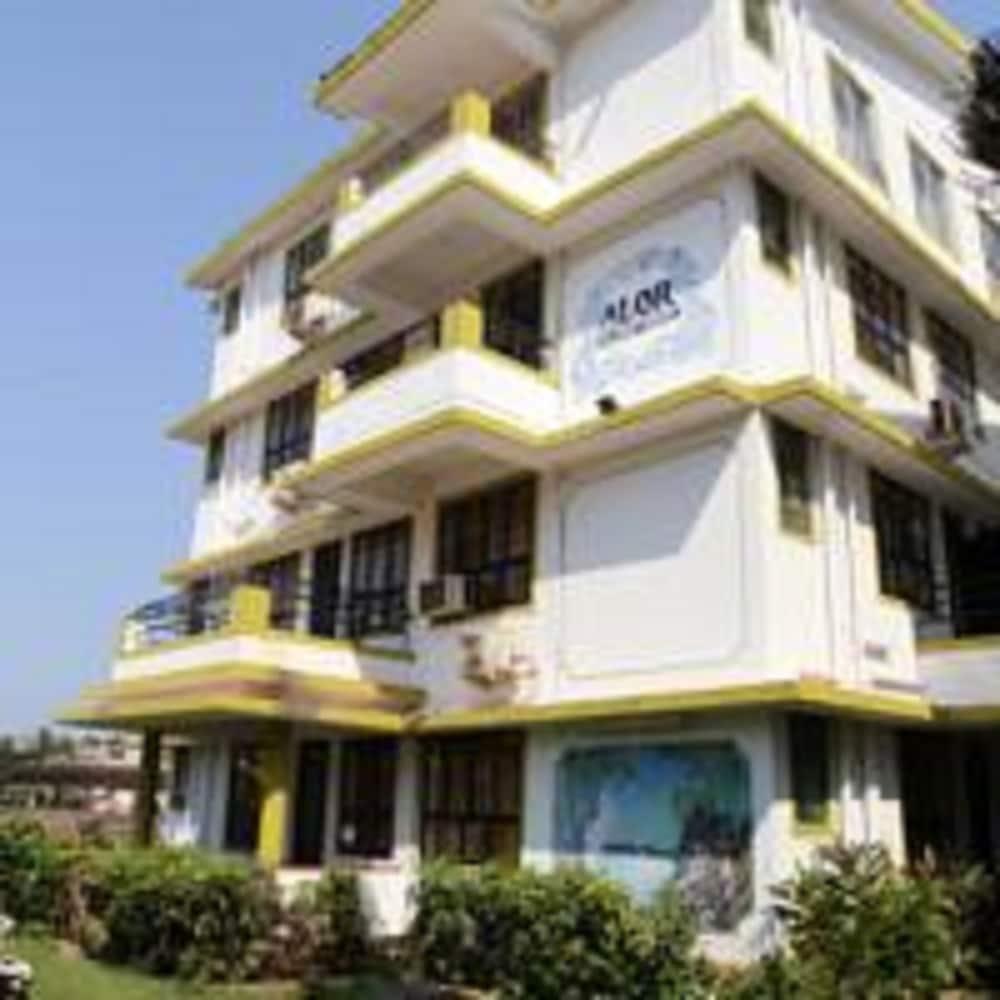 Alor Holiday Resort Calangute Ngoại thất bức ảnh