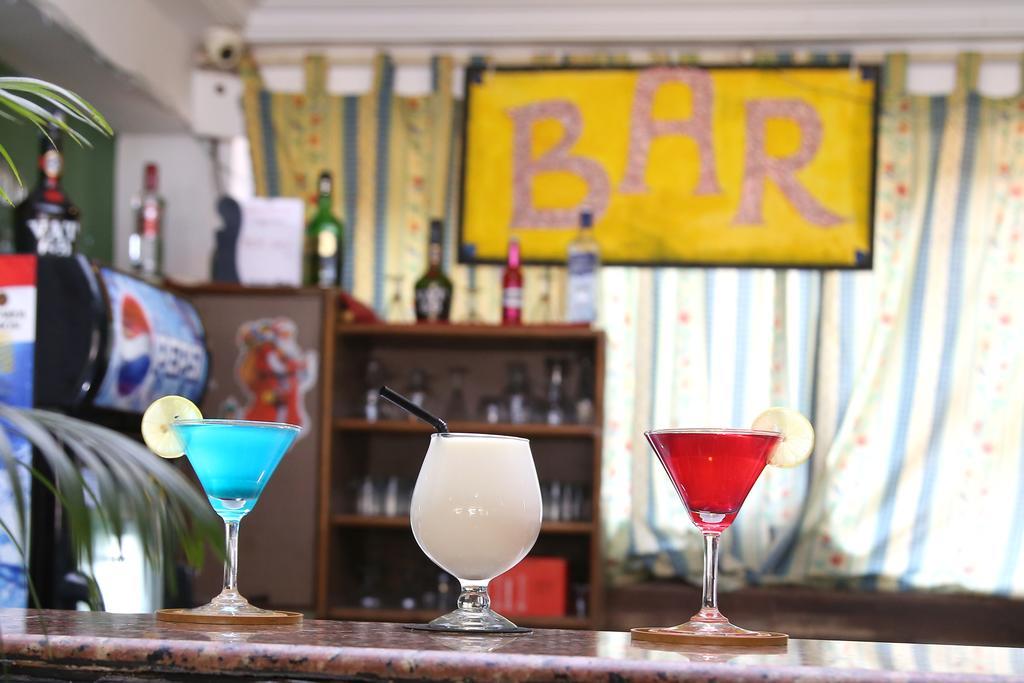 Alor Holiday Resort Calangute Ngoại thất bức ảnh