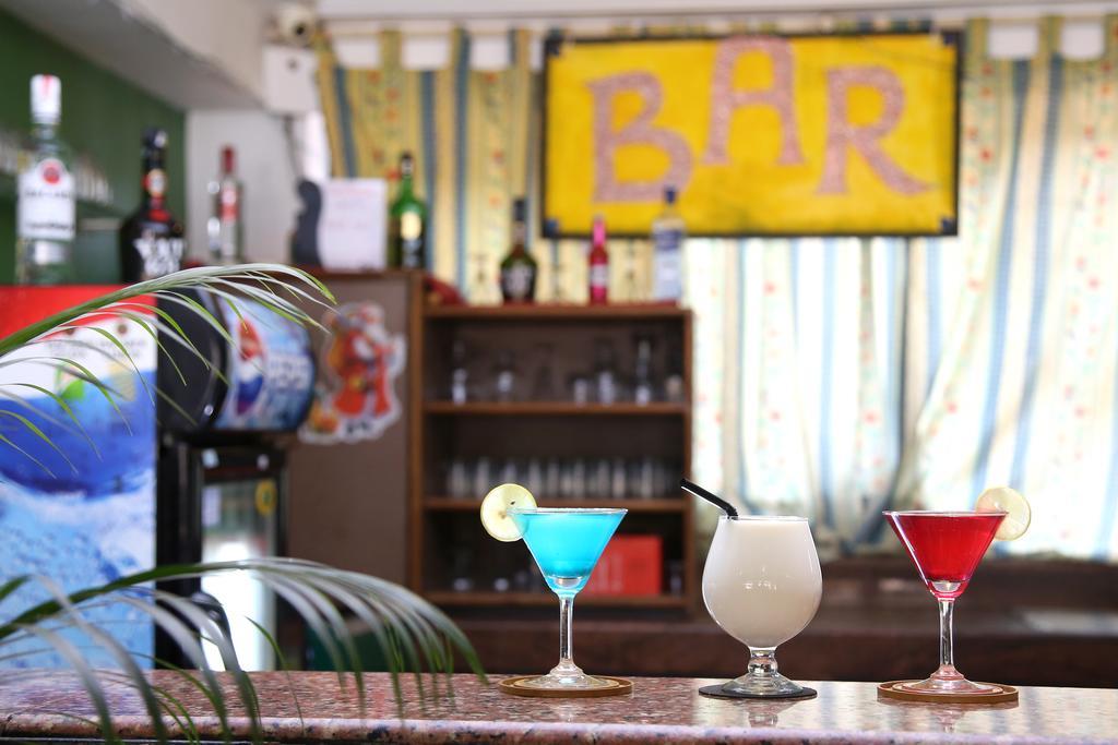 Alor Holiday Resort Calangute Ngoại thất bức ảnh