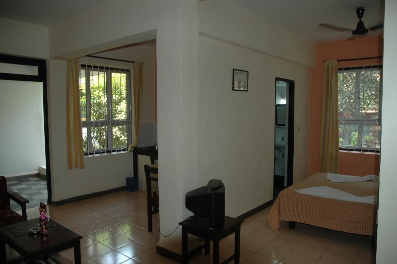 Alor Holiday Resort Calangute Ngoại thất bức ảnh